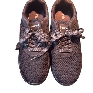 HIND Men's Black Lace Up Round Toe HM-Blast Knit Lace-Up Sneakers Size 8.5